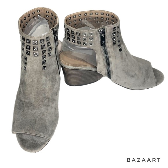 Donald J Pliner Janesp Gray Suede Peep Toe Ankle Bootie Side Zipper Closure Sz 8 - Picture 4 of 10